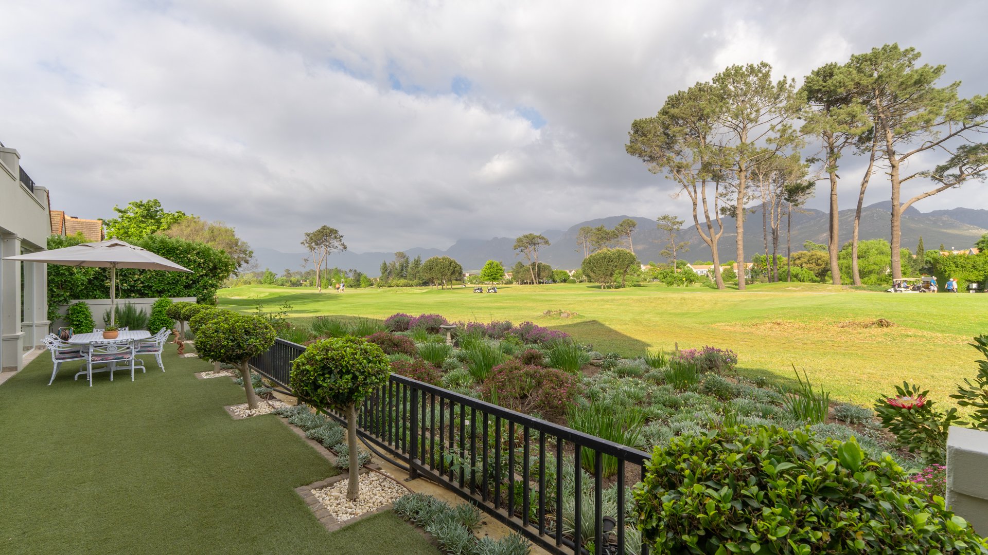 4 Bedroom Property for Sale in Boschenmeer Golf Country Estate Western Cape